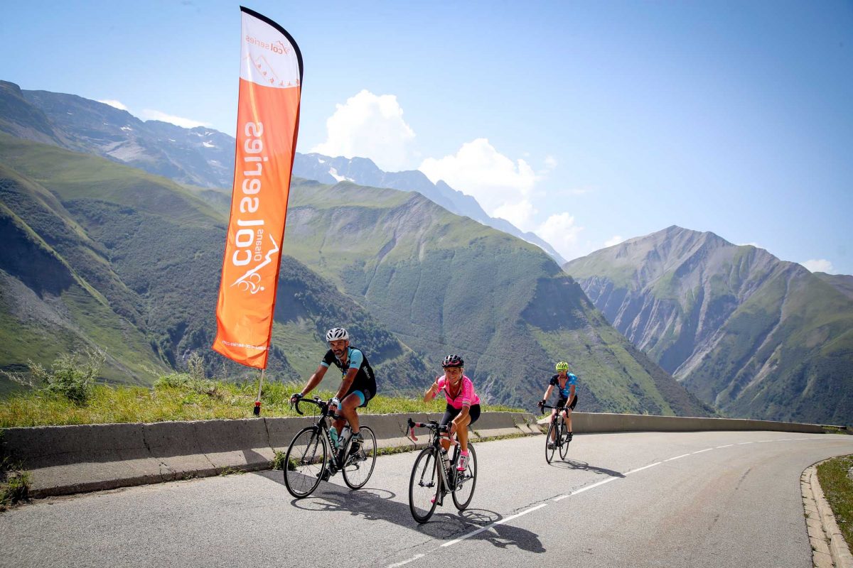 Montée au col de la Croix de Fer / Glando