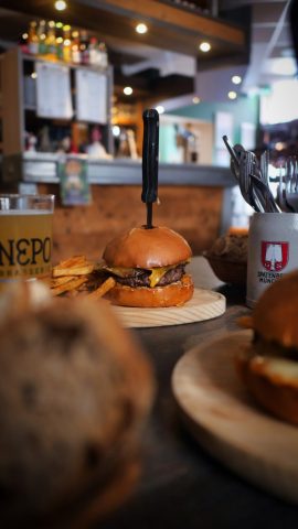 3 dwergen eetbar_Le Bourg-d’Oisans